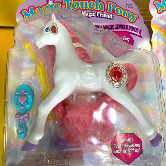 MAGIC TOUCH PONY VTG 90s MAGIC JEWELS PONIES, LIGHT UP & BLINK COLLECTION OF 4 - Picture 7 of 15
